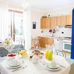 Botton D'oro Pelabrocco 4* بيرغامو