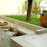 Botton D'oro Pelabrocco فندق مبيت وإفطار 4*