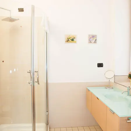 Oda ve Kahvaltı Botton D'oro Pelabrocco 3*