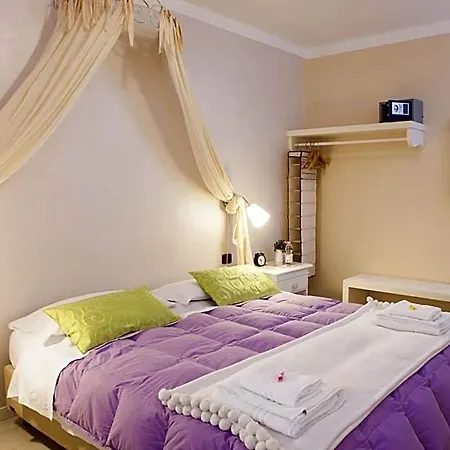 Bed & Breakfast Botton D'oro Pelabrocco 4*