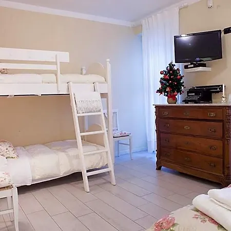 Botton D'oro Pelabrocco Bed & Breakfast