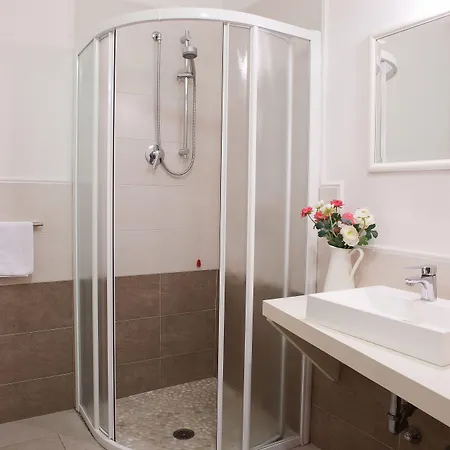 Botton D'oro Pelabrocco 3* Bergamo