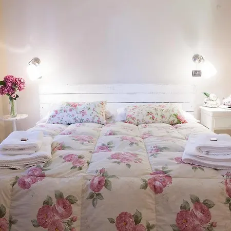 Botton D'oro Pelabrocco Bed & Breakfast 3*